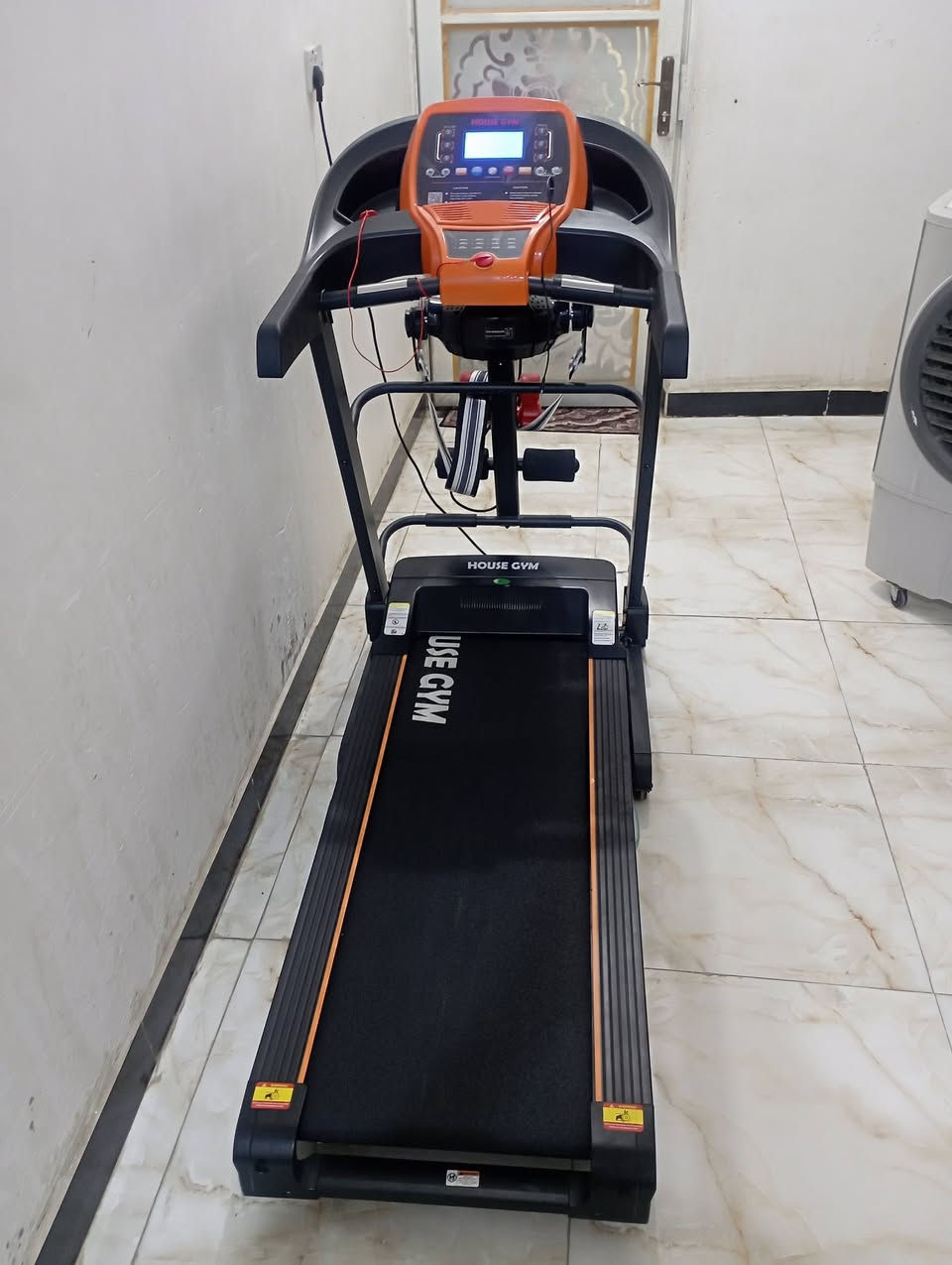 جهاز جري جديد استخدام شهر السعر 500الف 
العنوان الفداء شارع ابو لبنان للتواصل واتساب ***********
