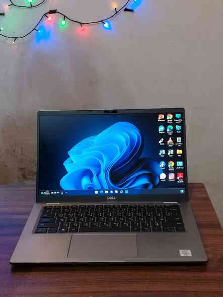 السلام عليكم لابتوب DELL  جيل 10 للبيع .
السعر 385 الف وبي مجال قليل .

اللابتوب معدن مو بلاستك وملمسه ومواد تصنيعة كلها راقيه مثل التيتانيوم الي ب الايفون 

اللابتوب مفول مواصفات

الجيل مالته جدا حديث الي هوة الجيل ال10 يعني سنه الإصدار مالته حديثه وادائه قوي الرام 16 والهارد 512 SSD.

بصمه اصبع الكترونية مدمجة ضمن زر البور

حواف شاشة نحيفه ووزنه خفيف .

اللابتوب جدا نضيف وادائة قوي وممتاز يفيد الي عنده دراسة او العاب متوسطة او غيرها من الاستعمالات .

المواصفات :

المعالج intel cori5

الجيل : العاشر (10TH)

كرت الشاشة : INTEL GRAPHICS 8GB

الشاشة : فول اچ دي (FHD) حجم 14.3 دقتها والالوان جدا واضحه وتشغل 4K بالمشاهدة .

الرام : 16G نوع DDR4 فدشي راقي .

الذاكرة : 512GB ssd M.2  .

كيبورد عربي انكليزي ليزري ضوئي تكدر تتحكم ب الدرجة مال الضوء .

كيبورد ميكانيكي .

سماعات ستيريو .

كامرة امامية واضحه

غالق كامره سلايد للخصوصية

بطارية اللابتوب ليثيوم تطول فوگ ال 4 ساعات ب الاستعمال المكثف .

سماعات ستيريو صوت ممتاز 

المنافذ :

منفذ تايب سي للشحن

منفذ  تايب سي للبيانات 

منافذ USB 

منفذ Hdmi

منفذ سماعات

وغيرهن بعد.

المميزات:

اللابتوب الرام مالته 16 والهارد 512 .

كيبورد عربي انكليزي ليزري ميكانيكي .

لونه فضي من الخارج والداخل فدشي مرتب

الملحقات:

ملحقاته كلها موجودة واصليه

كيبل ثلاثي اصلي.

شاحنة اللابتوب تايب سي الاصليه  .

جنطة لابتوب لونها رصاصي ومرتبه هم بعدهي جديده غير مستخدمه .

منصب عليه وندوز 11 برو مفعل مدى الحياة وحزمه الاوفس كامله كذلك مفعلة مدى الحياة .

اللابتوب كلش نضيف ومواصفاته قويه ومحترمه وتصميمه كلش مرتب . ومابي أي نقص كيبورد سماعات انترنت شاشة كامرة كله شغال وممتاز وماب اي نقص من اي ناحية .

وكلشي بي بعده جديد ونضيف مثل ماموضح.

السعر : 385 الف وبي مجال جدا قليل .

مكاني النجف والي يريده توصيل هم موجود ان شاء الله .

***********

(لابتوب للبيع النجف بغداد الانبار البصرة حاسبة محمولة منضدية دل dell hp pc laptops laptop computer )

