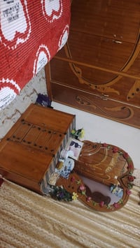 غرفه للبيع نضيفه جدا جدا رقمي 07811446499