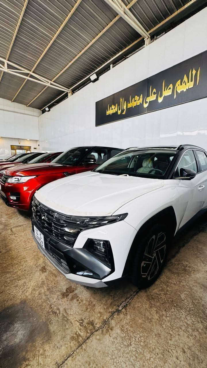 تحيه طيبه السلام عليكم
توسان 2025 تو كلر
زيرو صفر 

فووول مواصفات 

شاشه متصل تدعم كار بلاي + أندرويد اوتو 
عداد دجتل متصل 
شحن لاسلكي 
كشنات جلد بيجي 
كشنات كهرباء 
حساسات امامية + خلفية 
كاميرا خلفية دواره 
مثبت سرعة 
تحديد مسار 
دخول ذكي 
تشغيل ذكي 
جنطة كهرباء 
بصمه جنطة 
ويل كبير 
لدات أماميه 
لد خلفي متصل 
لايت دوار ويا الستيرن
قطعتين تبريد خلفي 
هاند بريك بصمة 
انظمه قياده سبورت ايكو نورمال …
مرايات اسود 
تحكمات ستيرن 
بردات خلفية 

رقم بغداد دولي باسمي تحويل مباشرة سنويه هزه جديد 
السعر 237 ورقه 
اي استفسار رقم صاحب السياره م
***********
مكان بغداد البياع
