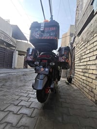 للبيع اباتشي الرحالة  غنية عن التعريف لون مميز زيتوني دراجة مصفحة وكام...