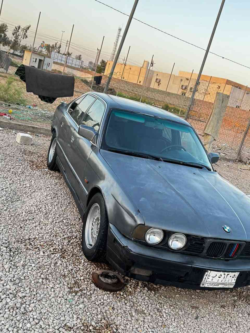 سلام وعليكم بيع مستعجل بيم 525 مكينه وكير بلاديات   
رقم الماني مداور شوكت ميعجبك راعيه بنجف
سته سرندر جدد تخم تاير حداديه جديده كهربايات كله شغاله سياره بلاديه وين لمنتسبين والله بلاش سعر 22 مكان نجف  ‏‪***********‬‏
