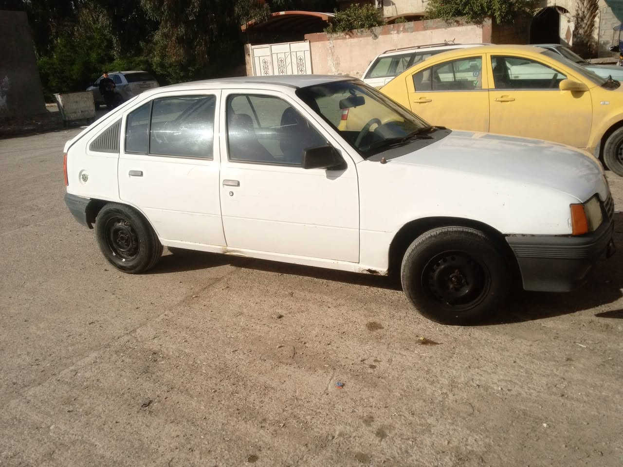 اوبل كاديت 1991محرك وڰير عادي خير من الله رقم ديالى انڰليزي سنوية مجددة لغاية 2030مع دفتر  بانزين شرط التحويل سعر29


**إذا كنت صاحب هذا الإعلان وتريد حذفه لأي سبب، رجاءا أرسل رسالة إلى الدعم الفني**