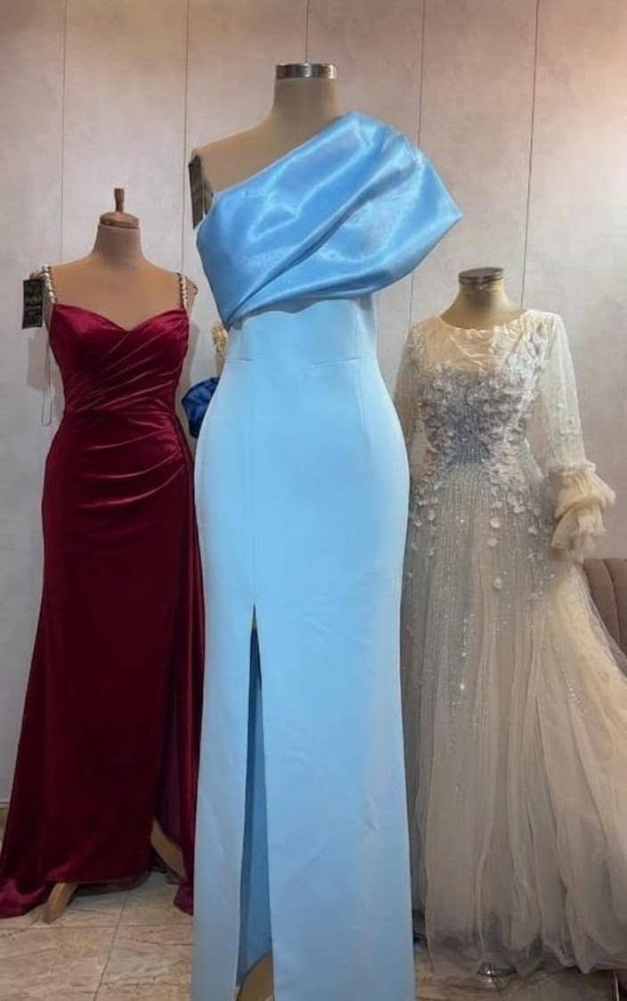 سلام عليكم بنات عندي فساتيني للبيع شبه الجديد لابستهن فقط مرة او مرتين


**إذا كنت صاحب هذا الإعلان وتريد حذفه لأي سبب، رجاءا أرسل رسالة إلى الدعم الفني**