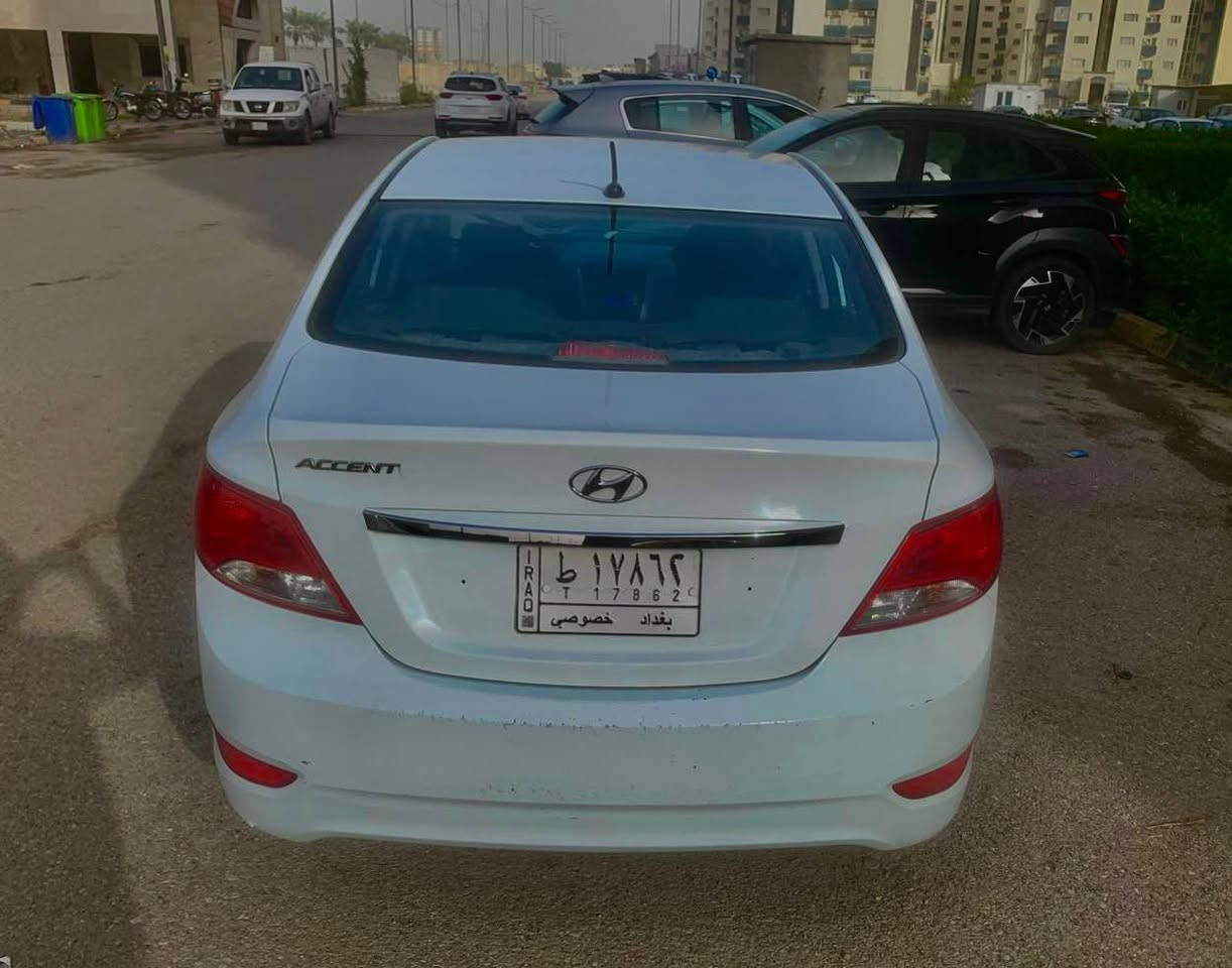 السلام عليكم
هونداي اكسنت خليجي 2015
مكفول من الصبغ 
محرك كير مكفول 1.4
بيهة طخه بسيطة بداير الجاملغ الخلفي تتصلح بارد ممصلحة واضح بلصور تبريد متوقف
ماشيه 97 الف فقط
مواصفات الاعتياديه 
سعر 107 بي مجال بسيط
للاستفسار 
***********
بغداد شارع فلسطين بغداد, العراق
