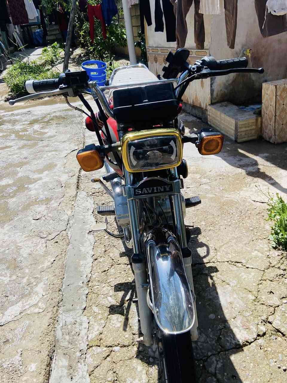 ‏سلام عليكم ورحمة الله دراجةسيفان البيع مدير 21 دراجة ما بها أين الخاص السعر 420 بيها مجال 
رقم الهاتف *********** متواجد خاص المكان تقاطع القدس أو جسر التحويلة
