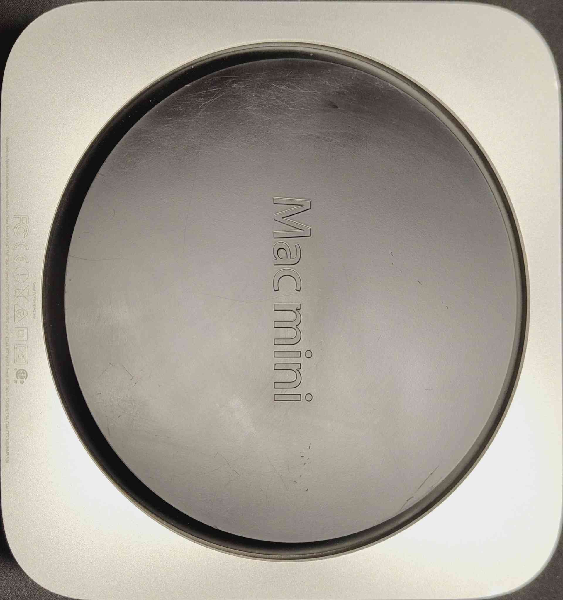 للبيع: ماك ميني (Mac Mini) نظيف جداً - مواصفات متكاملة واستقرار عالي
المواصفات الفنية:
​الموديل: Mac mini (Late 2014) - بحالة ممتازة جداً.
​المعالج: Intel Core i5.
​الرام: 4GB DDR3.
​التخزين (الهارد): 500 جيجا (500GB) - مساحة كافية جداً للتخزين.
​النظام: محدث لأحدث نسخة رسمية مستقرة macOS Monterey 12.7.6.
​الجرافيكس: يدعم دقة Full HD، ويدعم تردد 120Hz لسلاسة عالية جداً بالاستخدام.
​مميزات الجهاز:
​مثالي جداً للدراسة، أعمال المكتب، تصفح اليوتيوب، أو كـ Media Box للسينما المنزلية.
​شغال بطلاقة وبدون أي مشاكل تقنية أو تصليح سابق.
​تصميم أنيق وصغير الحجم.
​الملحقات: كيبل الطاقة الأصلي فقط (بدون كارتون).
​السعر: 180,000 دينار (وقابل للتفاوض البسيط للشراي المباشر).
المكان: بغداد - الأمين الثانية.
​للاستفسار والشراء: يرجى التواصل على الخاص


**إذا كنت صاحب هذا الإعلان وتريد حذفه لأي سبب، رجاءا أرسل رسالة إلى الدعم الفني**