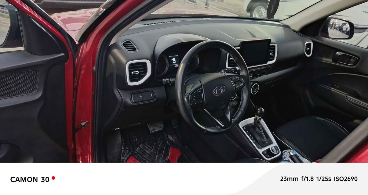 هيونداي فينيو موديل ٢٠٢٢ ماشي ١٦ ألف مايل ضرر باب خلف سايق بارد رأس بونيت شبرين صبخ وشبر باب جنطة سيارة فول ماعدة فتحة سيارة موجودة بكركوك للاتصال *********** كركوك, العراق
