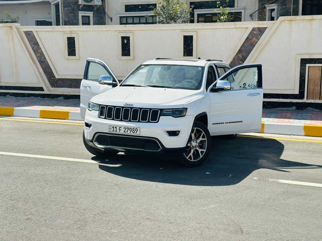 السلام عليكم جيب لمتتد امريكي فول مواصفات ايربكات سليمه مناقصه اي شي 2017 شكل ال20 ويل عنكبوتي مراوس بجارجر نضيفه ***********
