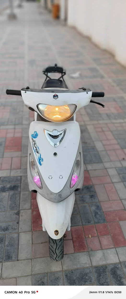 السلام عليكم درجه ماكس منغولي كهربائية كله شغاله شلعه معدل فول اي نقص مابيها    بس سلف   مكان كربلاء طوريج. رقم الهاتف ***********9
