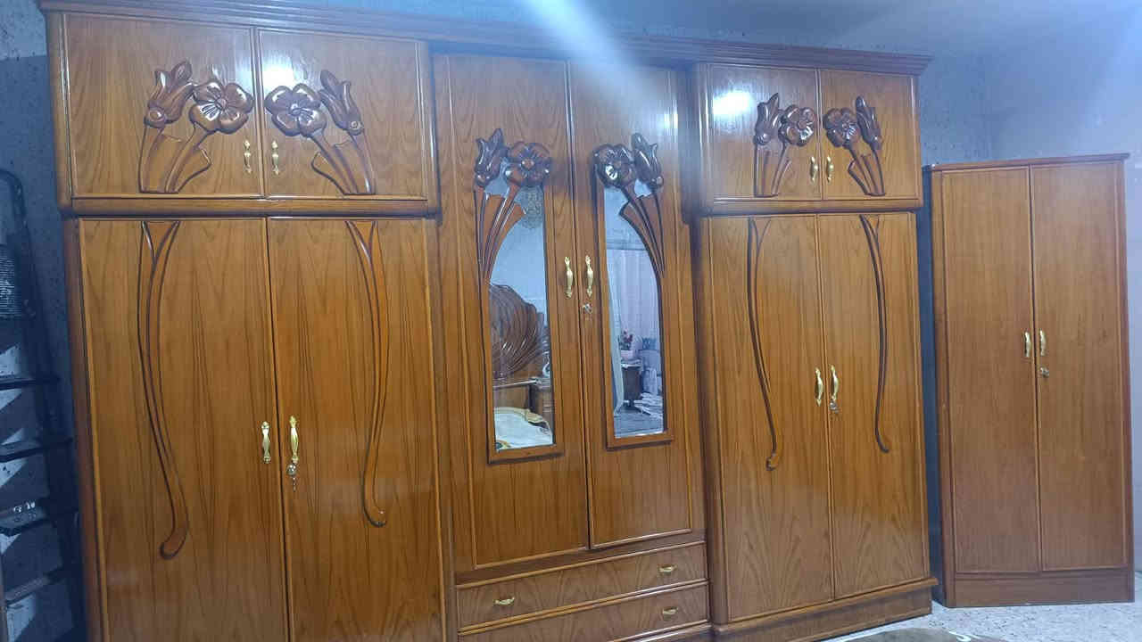 غرفه مستعمله تسكام صاج داخل وخارج ام السته طابقين ظهر جرجوبه نظيفة مثل مموضح سقف وقاعده بلوك السعر مليون وبيه مجال قليل مكاني محاويل للاتصال ع الرقم ***********
