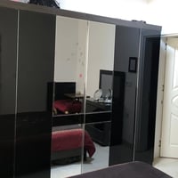 غرفة نوم • للبيع