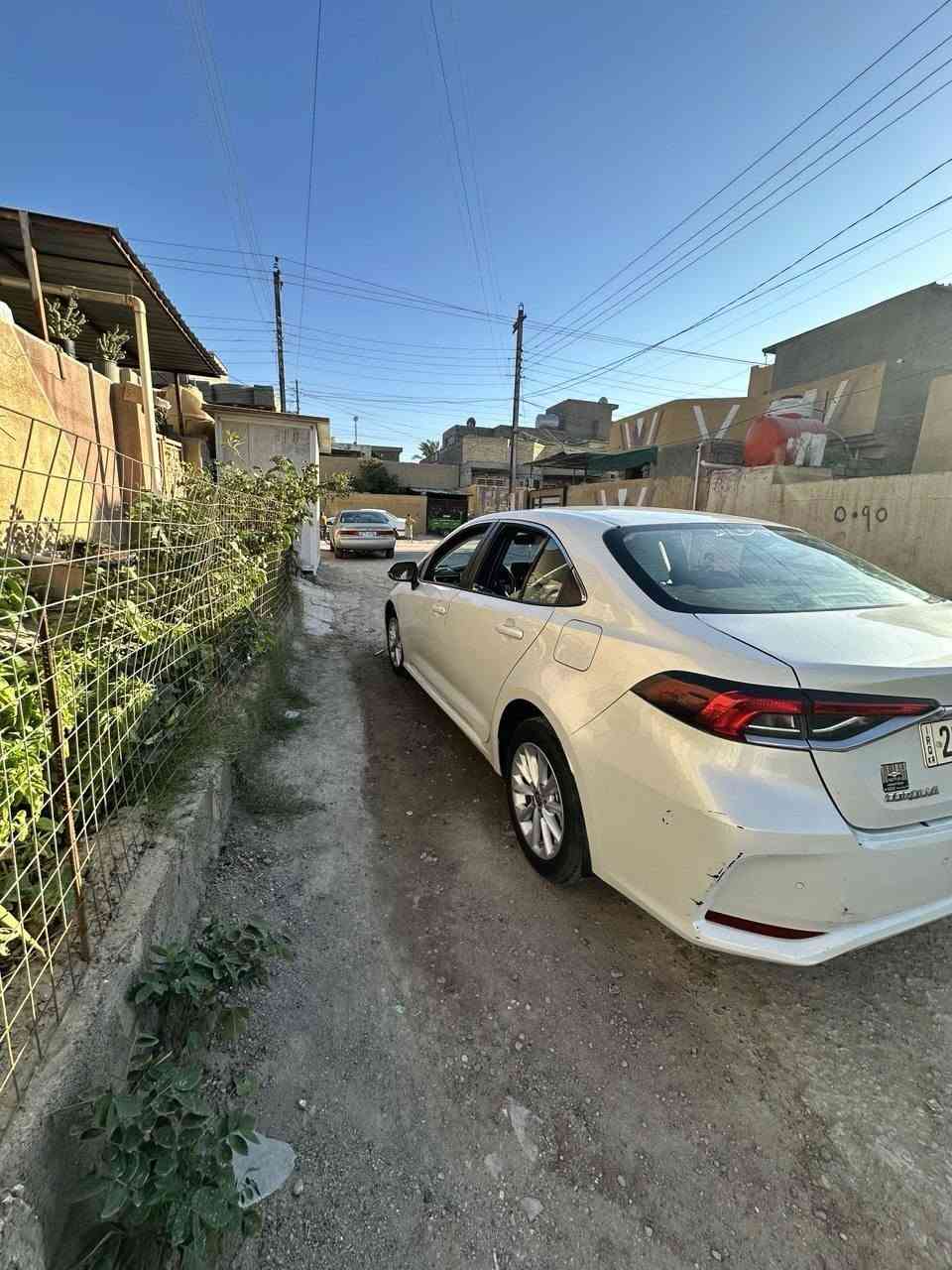 كورلا 2022 محرك 4 سلندر بنزين  فقط خليجيه ساز مكفوله بيها فقط طخه بسيطه بالجنطه سياره ماله بدون اي نقص سعرها 175 
ماشيه 120 الف كم واتس اب ***********

