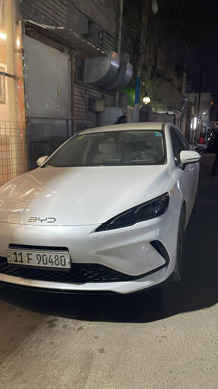 زيرو سيل فايف مرقم بغداد وجاهز 
ابيض وداخل ابيض 
العنوان البلديات 
***********
السعر 19.100 قفل
