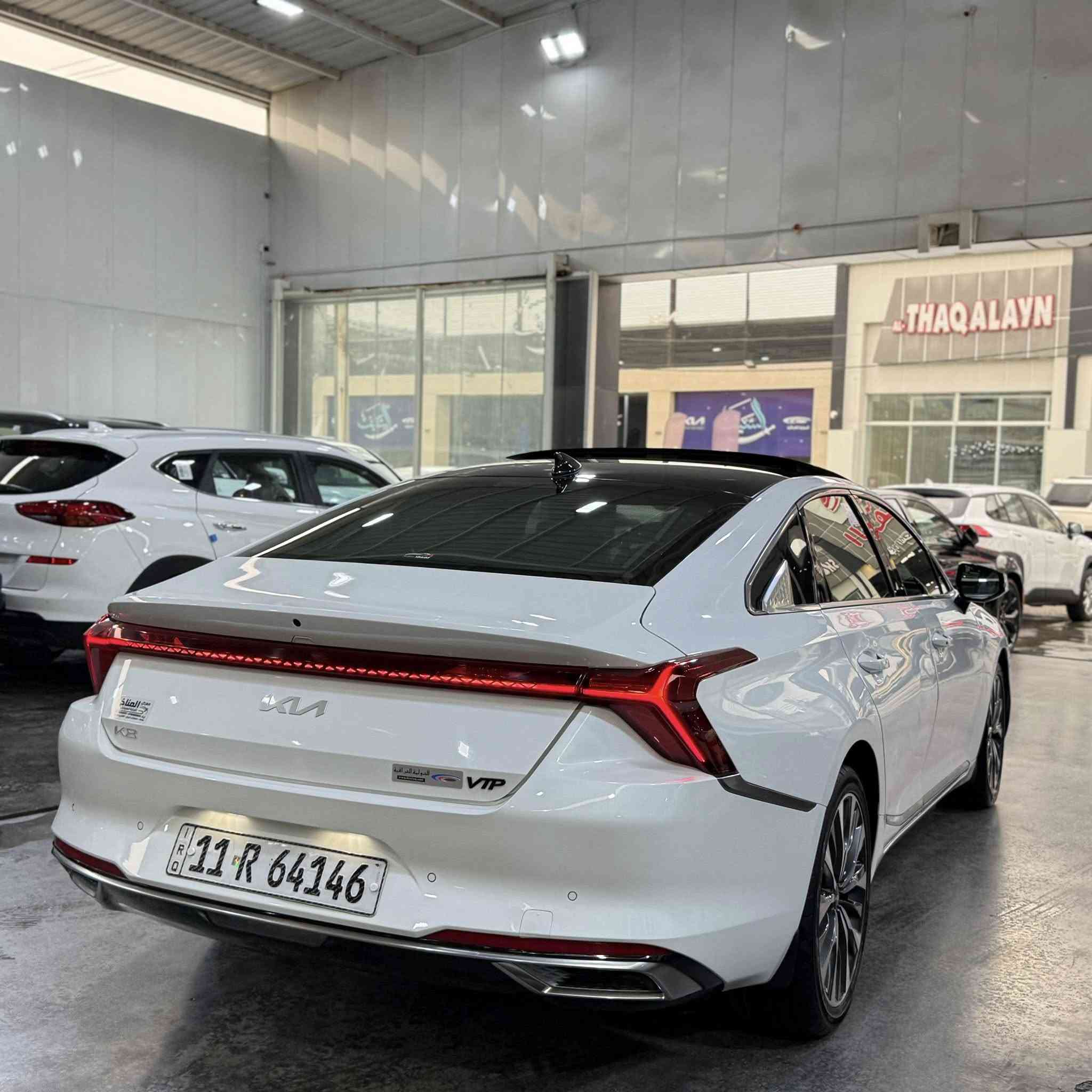 السلام عليكم
كيا K8

موديل 2023

فول موصفات واحد عل واحد 

رقم بغداد 

ماشيه 33الف 

السياره مكفوله من الصبغ بس بيها مكانات بارد 

مكان السياره بغداد معارض البياع 

***********
