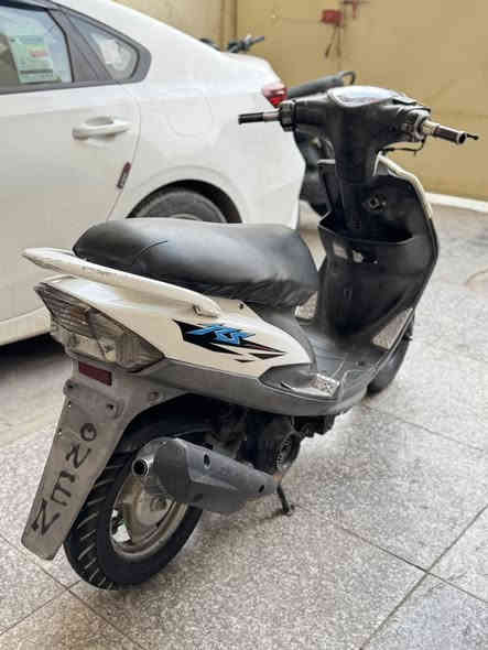 عدله بلاديه دراجه كامله نكره سلف وهندر  كهربائيات كامله للبيع ب ٤٥٠ قفل مكان بغداد دوره شراي اتصل ‭***********
واتساب ***********
