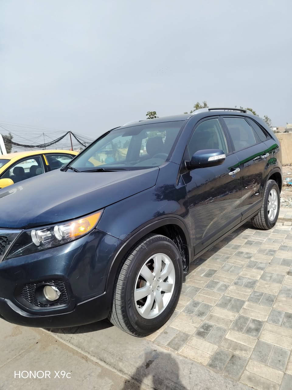 سورنتو موديل 2011 مكينه دوش السياره مابيه ولا قطعه فقط بارد قليل السعر 143 وبيه مجال مكان السياره كربلاء الاستفسار اتصال ***********
