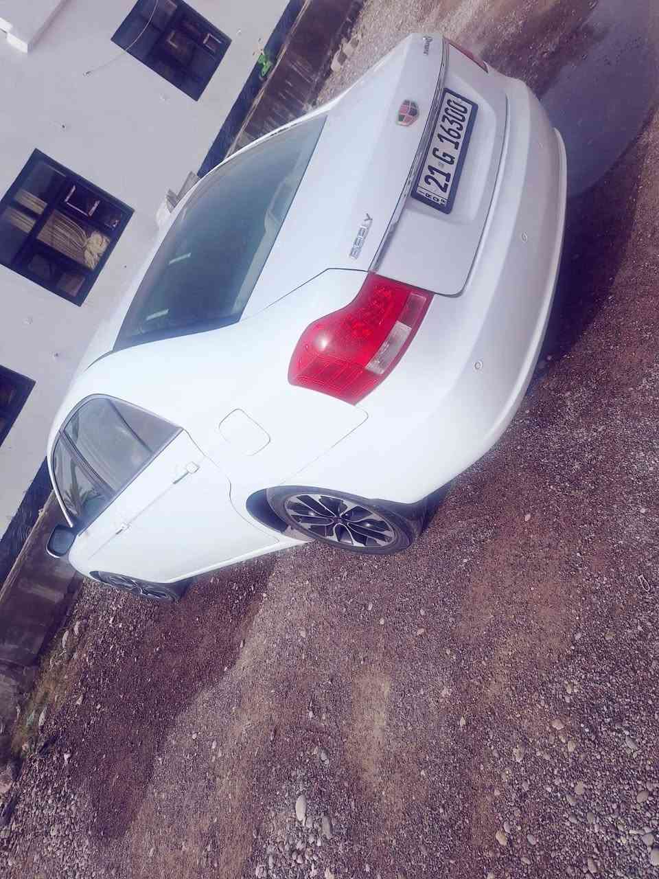 السلام عليكم
جيلي امكراند EC8 الحجم الكبير والمرغوب 2013 

محرك كامري اصلي 2400 بلادي
السياره نضيفه وكلشي بيها بلادي
مابيها دكمه ماتشتغل
اشاير مري تحكمات مري
فتحة سقف
شاشة كامره 
حساسات 
جام 4 اوتو
سستم سماعات
برده خلفيه بلادية
رقم سليمانية دولي شرط التحويل 
بيها صبغ جاملغ و بوند بدون دواخل 

مكانها نينوى ناحية القيارة 
للإستفسار الاتصال على الرقم التالي 

*********** 

السعر 70$ وبيها مجال حك الجية
