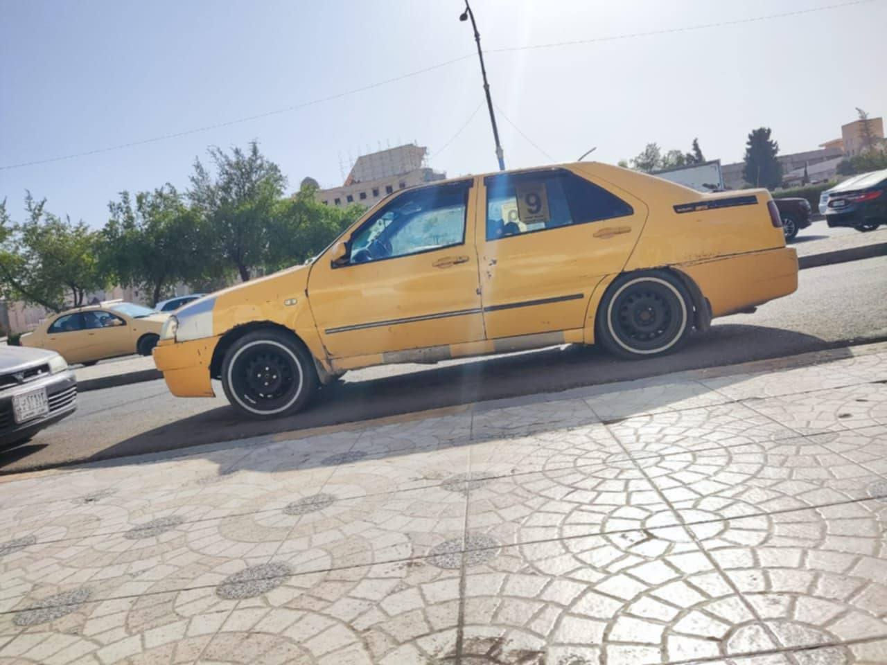 كوين 2009 رقم مصطره بأسمي هيئه عليها 75 الف غرامات صفر مكينه وكير  نضيفات وايرمنيه كلها شغاله بور قفل مركزي وترايك وين مايعجبك ولباقي كدام العين السعر 27 الماشراي لايدوخني السوك مليان سيارات مكاني حي القاهره الشراي يتصل او مراوس بسياره بيجو ***********
