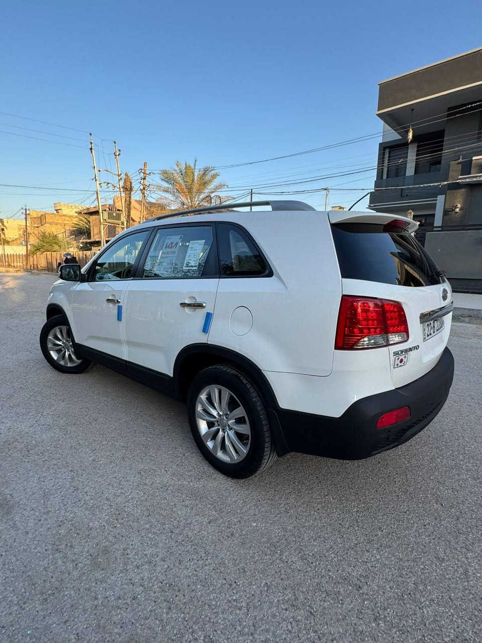 السلام عليكم 🫡
رمضان كريم 🌒 
سورنتو 2011 وارد خليجي 
مكفوله كفاله عامه من ضربه وصبغ وتبديل 
مواصفات سيارة 🚙 
مكينه 2400
كشن كهرباء ⚡️ 
كشنات جلد 
حساس خلفي 
كامرة دوارة 
تحكم ستيرن جهتين 
مري شفط شاير بل مري 
ويل كروم
منضومه زنون 
سبعه راكب 
3 قطع تبريد 
تخم تاير جديد 
صدر امامي خلفي جديد 
رقم مميز 
سيارة بسمي 
تريد وكاله تريد تحويل سنويه وهزة ورقام جدد 2031 
سعر السيارة 147
سيارة احلى من صور سيارة جديد بمعنى الكلمه وبل عافيه على لي ياخذها 
مكان سيارة 🚗 بغداد الزعفرانيه  
***********
