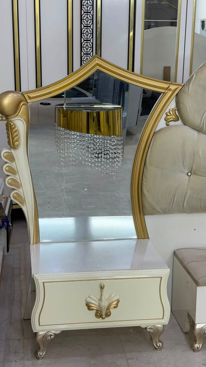 غرفه نوم تركي 7 قطع ملكي نظافه اخو الجديد السعر 650 الف مع شد والنقل *********** // ***********
