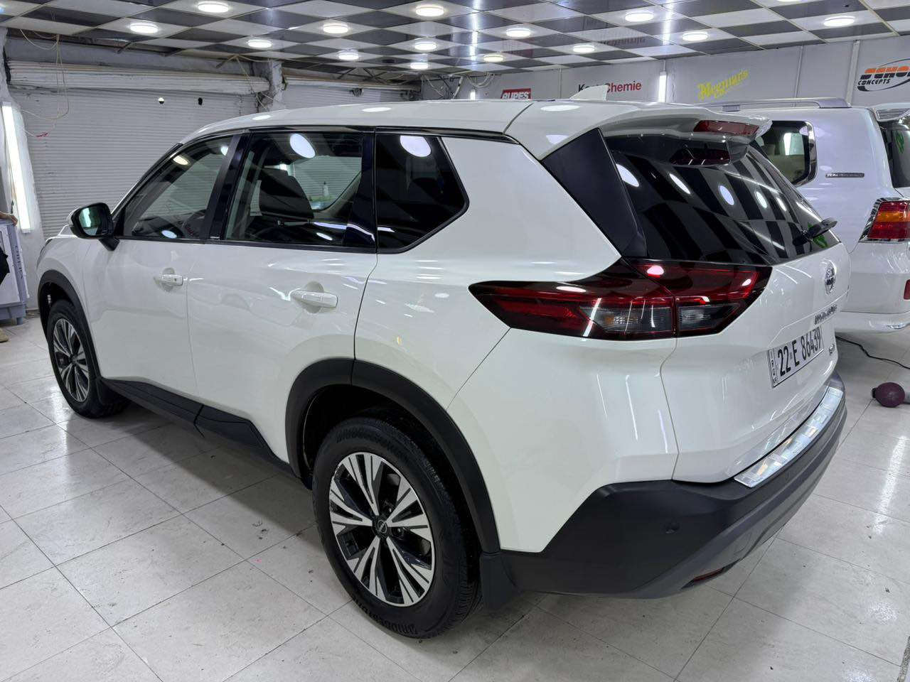 نيسان روج موديل 23 رقم اربيل فئه SV بصمه وشاشه وكامره ورادار امامي وخلفي وجانبي فور ويل محرك 3 بستم توربو ماشيه 45 الف ضررها تبديل باب خلف السايق فقط ايرباك برده فقط السعر 175 لعنوان كركوك *********** كركوك, العراق
