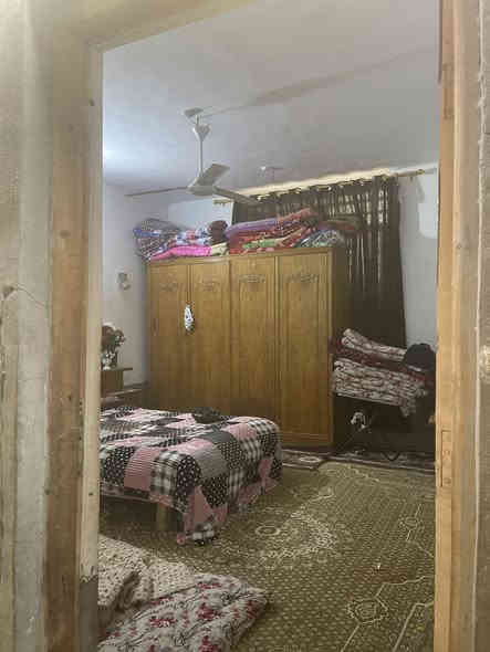 بيت للبيع المساحه 200متر زراعي اقرار محكمه السعر 32مليون العنوان طويريج شارع اربعين الاتصال ع الرقم ***********
