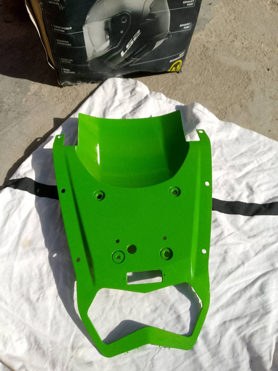 سلام عليكم عراض كوسكي جوه السوك
1جملغ امامي اصلي30/الف
2جاملغ خلفي جديد/30الف
3سمجه مال بك لايت خلفي/30الف
4واتربم /50الف
5عقل/60الف
6ملف اصلي /45الف
7مجاول الواحد ب10الف
رقم ***********بي وتساب
