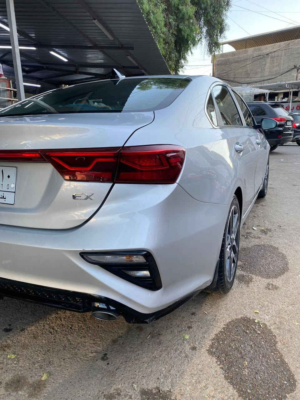 السلام عليكم 
كية فورتي موديل ٢٠٢٠ 
سلايت 
شاشة 
كامرة 
تحكم ستيرن 
صبغ بنيد فقط 
ماشية ٤٩ 
السيارة كاملة مابيهة اي نقص 
السعر ١٤٥
متواجد مازنجر السياره مال ابنيه وممتعبته


**إذا كنت صاحب هذا الإعلان وتريد حذفه لأي سبب، رجاءا أرسل رسالة إلى الدعم الفني**