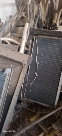 يوجد جميع راديترات سبالات شرط الشغل 07772030144 العنوان بغداد المشتل