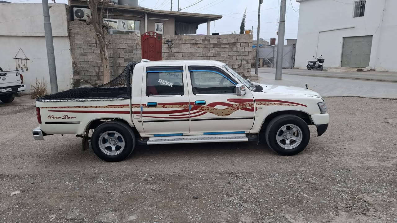 سڵاو هاوڕێیان 
پیکاب دێر ،، 
مۆدێل 2006 ،،،
کۆدی ئاسایشی و مەنەفێستی ئەسڵی لەگەڵە 
مەکینە بەخاخ ئەمڕۆ پێنج ڕۆژە مەکینەیەکی لۆکی بۆ بەستراوە ،، 
گێڕ ، مەکینە ، تەقە و ڕەقە کارەبایی  بەشەرتی 100 فیتەر ،،، بە دوای مەسرەفە مەگەڕێ  هەزار دینار مەسروفی نییە دەعامی بۆ دەعامی بەشەرتی فیتەر ،،،،
نــــــــرخ ( 41 ) گەڵا مەجالێ برایانە 
*********** ....***********
