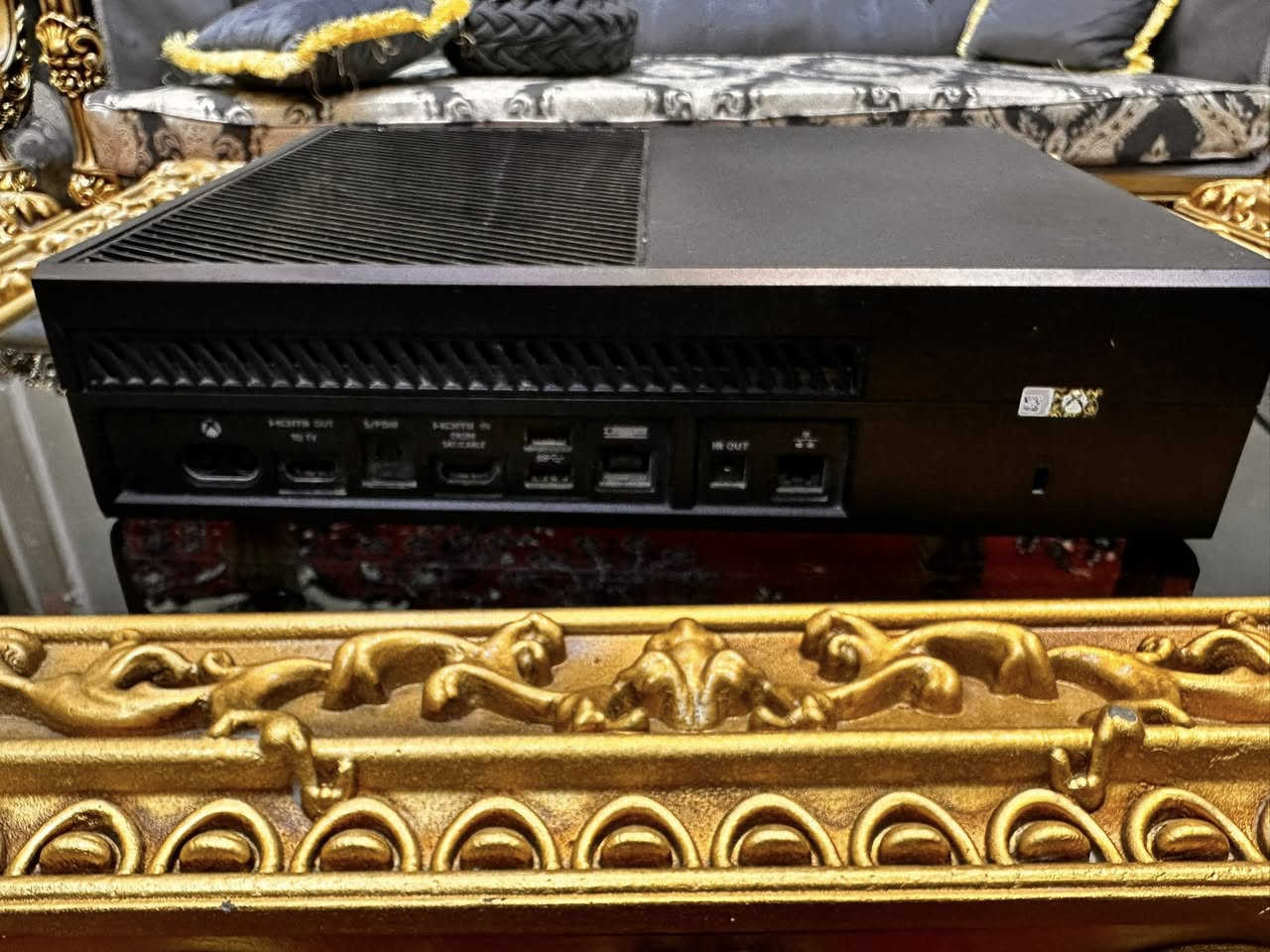 سلام عليكم عندي هذا الجهاز
XBOX ONE FAT 
للبيع ب (130 الف) الجهاز اخو جديد
وما متصلح والباركود موجود بالظهر يثبت انو هوه ممفتوح 
ويجي وياه : 
1 - جوستك مابيه عطل 
2- المحوله مالته والفيشه 
3- قرص لعبة  5 GTA 
4- مساحته 500 جيجابايت
الجهاز مابيه اي مشكله وتفحصه وتشوفه والقرص والجوستك كذالك 

مكاني بغداد للتواصل على هذا الرقم *********** 

⚠️( للمعلوميه الجهاز جنت مخزنه وبدون كارتونته )⚠️

ماعندي توصيل
