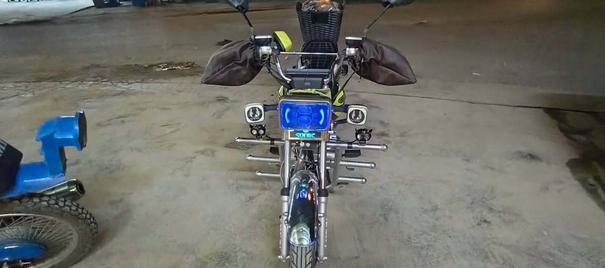 دراجه سونك الاصلي للبيع موديل 25 فول مواصفات كلشي شغال سلف كهربائيات المحرك نضافه فول دراجه كامل مواصفات
للاستفسار ***********
