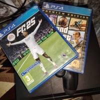 بلي 4 اولاين  اقراص  1_FIFA2025 2_GTA 5 نضيف يدتين  كامل ملحقاتته  الس...