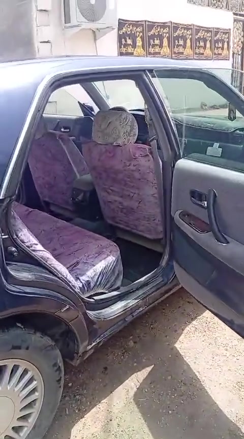 السلام عليكم .
راس الثور لون نيلي موديل 97
مكفولة من نقل جثة وعيب شرعي .. وهاي الامور 
ملاحظة : مكينتها تنقص وتبريدها يحتاجله غاز فقط 

اما باقي امور السيارة من ناحية الكير مكفول 
السيارة بأسمي 
سنوية منتهية بشهر 4 
تخم تاير جديد 
حدادية 100% 
باتري جديد 
مكاني بصرة - گرمة علي - قرب حسينية الزهراء (ع)
سعرها 78 وبيها مجال 

للأستفسار اكثر : ***********
‏‪***********‬‏
