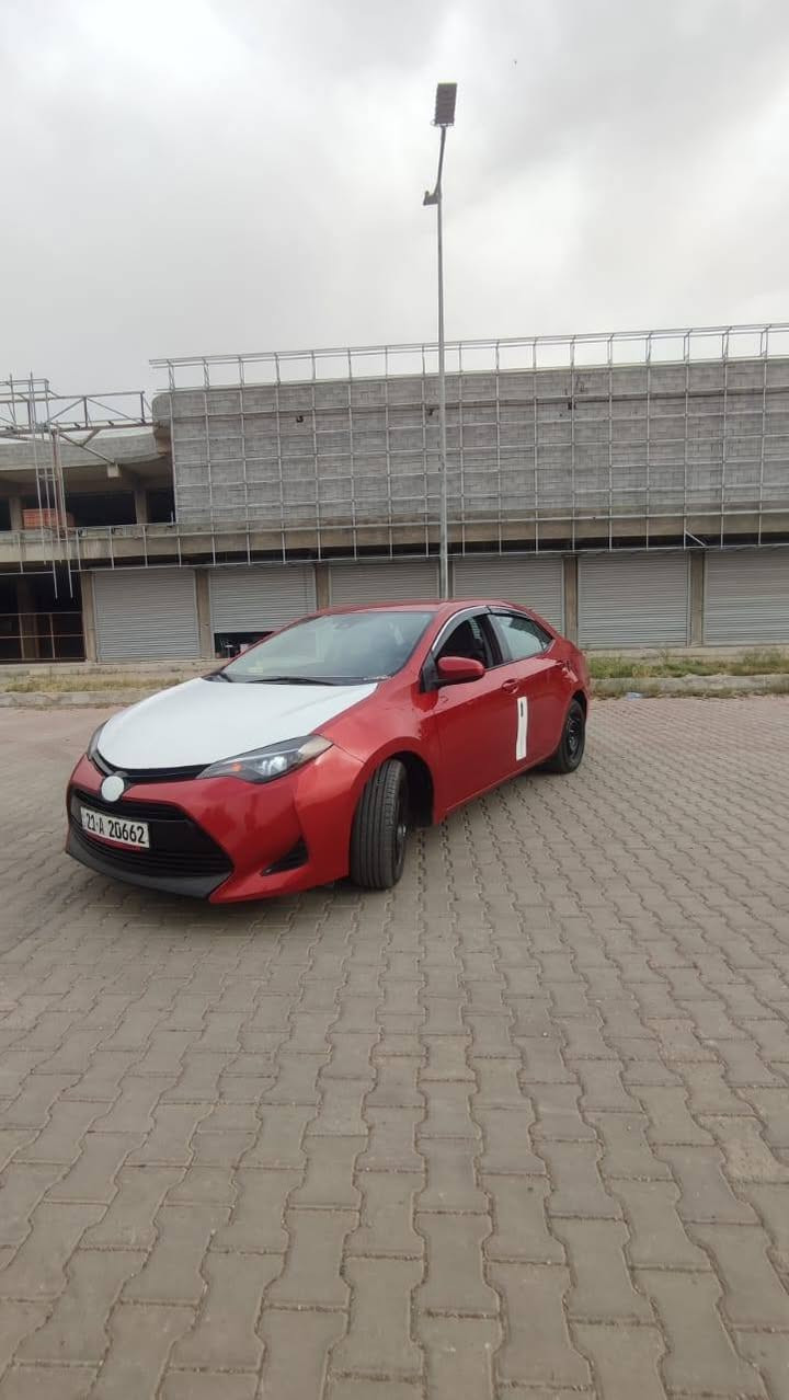 كورلا وارد امريكي موديل 2017
فئه LE
رقم سليمانيه دولي جديد 
ماشيه 66 مايل 
تخم تايرات جديد 
صدر و باتري جديد
ادامه كامله من كل نواحي 
بدون اي ضرر 
كلين تايتل 
مواصفات معروفه ل LE
 محرك لوك
تبريد ثلج
كير بعد تبديل دهن صار بي صوت زنجيل فقط
سعره 134 ورقه
بشرط تحويل 
اتصال فقط ‏‪0771 027 2631‬‏
