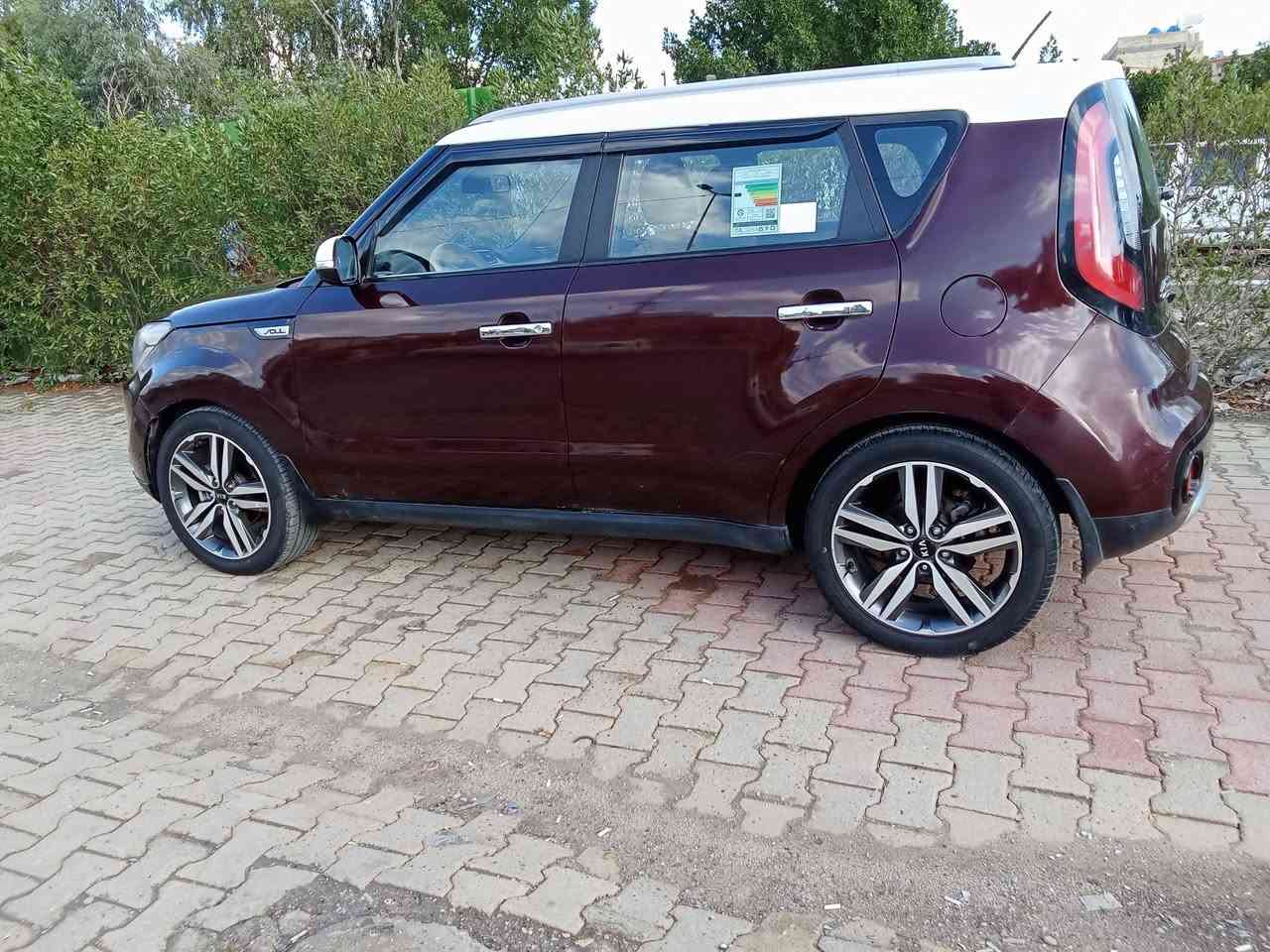 السلام عليكم
صول موديل 2018 سياره جديده بمعنى الكلمه جاهزة اي نقص مابيها مال جناي تخم تاير جديد حداده خلفي امامي جديد كهربائيّات كلها شغاله وجديده غرفه لونين سياره فوف عدى البصمه اصل بانزين سياره كصه وحده العنوان بغداد السعر 52 بيها مجال للطيبين الاتصال ***********
