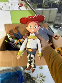 اودي • جسيكا • توي ستور