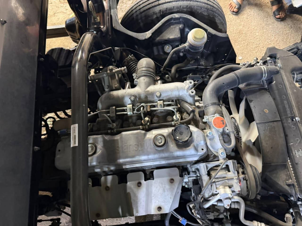 كنتر 2025 مكفوله كفاله عامه سياره جديده ماشيه قليل مامحمله طن رقم بغداد الجديد مداور ثاني السعر 290 $وبيه مجال للاستفسار ***********) (*********** المكان ذي قار
