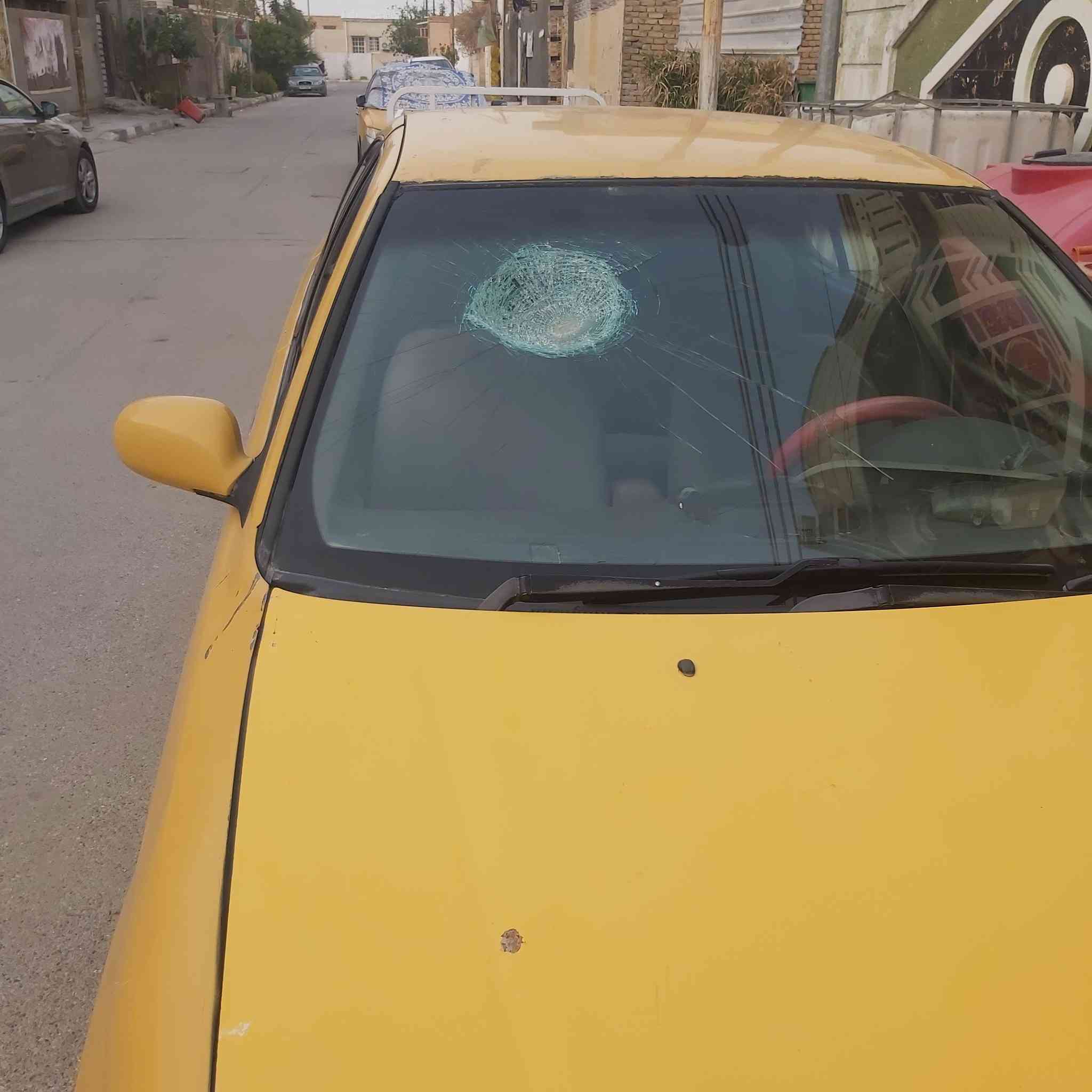 نيسان سني  موديل 2001
ذي قار  مركز 
 مكينه جديده 
سنويه 2025

سعر 25 

***********
