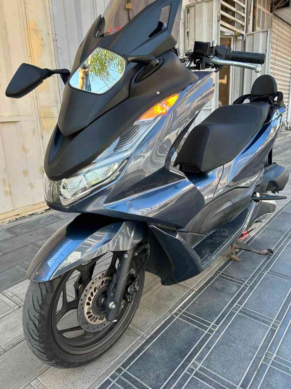 للبيع بي سي اكس جيل رابع كوري كفاله عامه مال رمبه اي نقص مابيه مزوده بلاد ماشيه ٢٠ الف السعر ١٧ ونص المكان بغداد الاعطيفيه ***********
