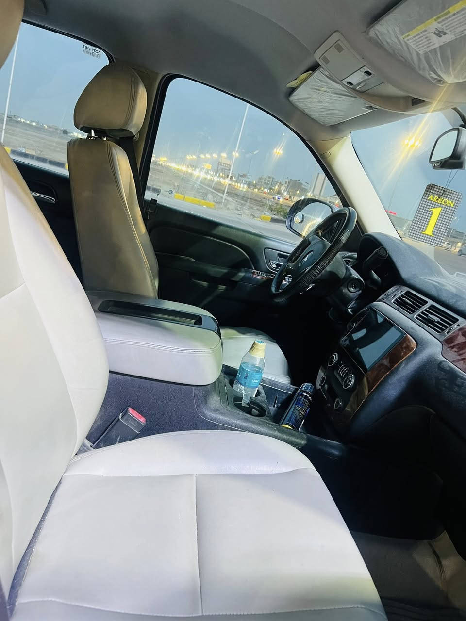 السلام عليكم احبتي الكرام تاهو رقم بصرة 2011 اصل. تحويل. مباشر دخول كندي داخله كلين هنا ڝــ.ـاڔ بيه قطعتين صبغ ورباع بيبان فقط  معروف التاهو بصبغ الرباع. السيارة جديده وجاهزة. كير جديد شرط الفحص محرك جديد شرط الفحص تختم تاير حداديه جديده  سيارة بيها منضمومة  غاز تمشيك 350 كم. يعني انسه البانزين صرف سايبه.     السيارة مال جناي موظف بنفط ڝــ.ـاڔ الها عنده 3 سنوات.   يعني استخدام شخصي. مكان السيارة بصرة بيع ماروس حاضر السعر 185$ الشراي يتصل. واني حاضر 
‭0772 428 8882
