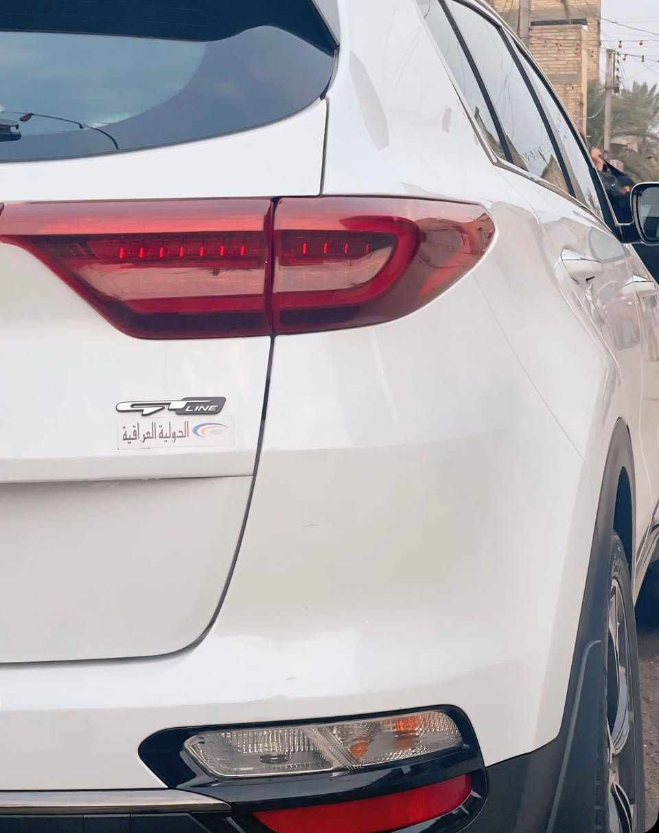 السلام عليكم
سبورتج جي تي لاين 2021مثل مواضحه كدامكم
ماشيه 78الف 
مكاني بغداد الشعب
***********
