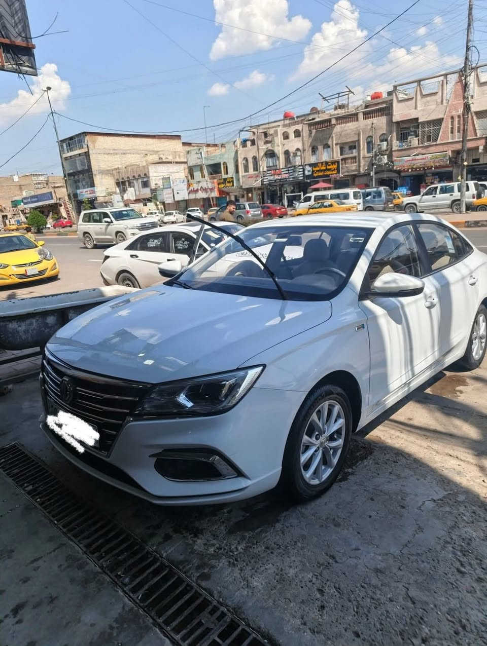 سيارة mg5 2023 ماشيه ١٤ الف رقمها بغداد  بعدها بضمان الشركة 
بيها كم تكحيلة صغار 
وبارد بمكانين باب السايق وباب الصدر 
سعرها 87$ 
وبيها مجال للشراي مكانها كربلاء


**إذا كنت صاحب هذا الإعلان وتريد حذفه لأي سبب، رجاءا أرسل رسالة إلى الدعم الفني**