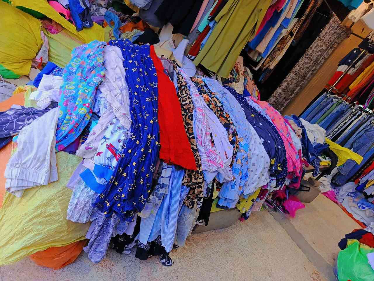 الخميس ✨
جديد 💥
وصلنا بجامه بيتي فانيلا نسائي ومحير درجه أولى💥 جميع الأحجام متوفره العنوان /موصل حي سومر بعد مطعم سومر ثالث فرع عل يمين أول محل بل فرع عل يسار 
أهلآ وسهلآ بل جميع👇
أكتب👈 تم ليصلكم كل ما هو جديد👇
للأستفسار***********
واتساب ***********

