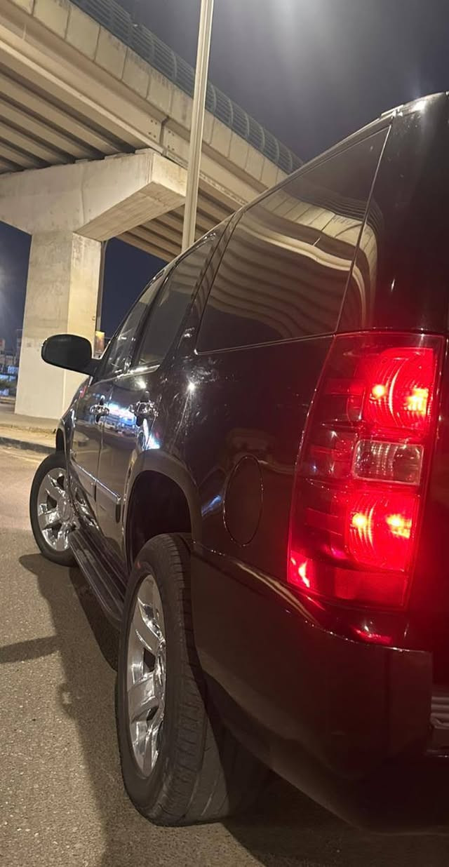 السلام عليكم
تاهو ادوات 2010  LtZ  ابتر خليجي 
كفاله من كص 
ومن ضربه وصبغ 
مكان السياره البصره
***********
