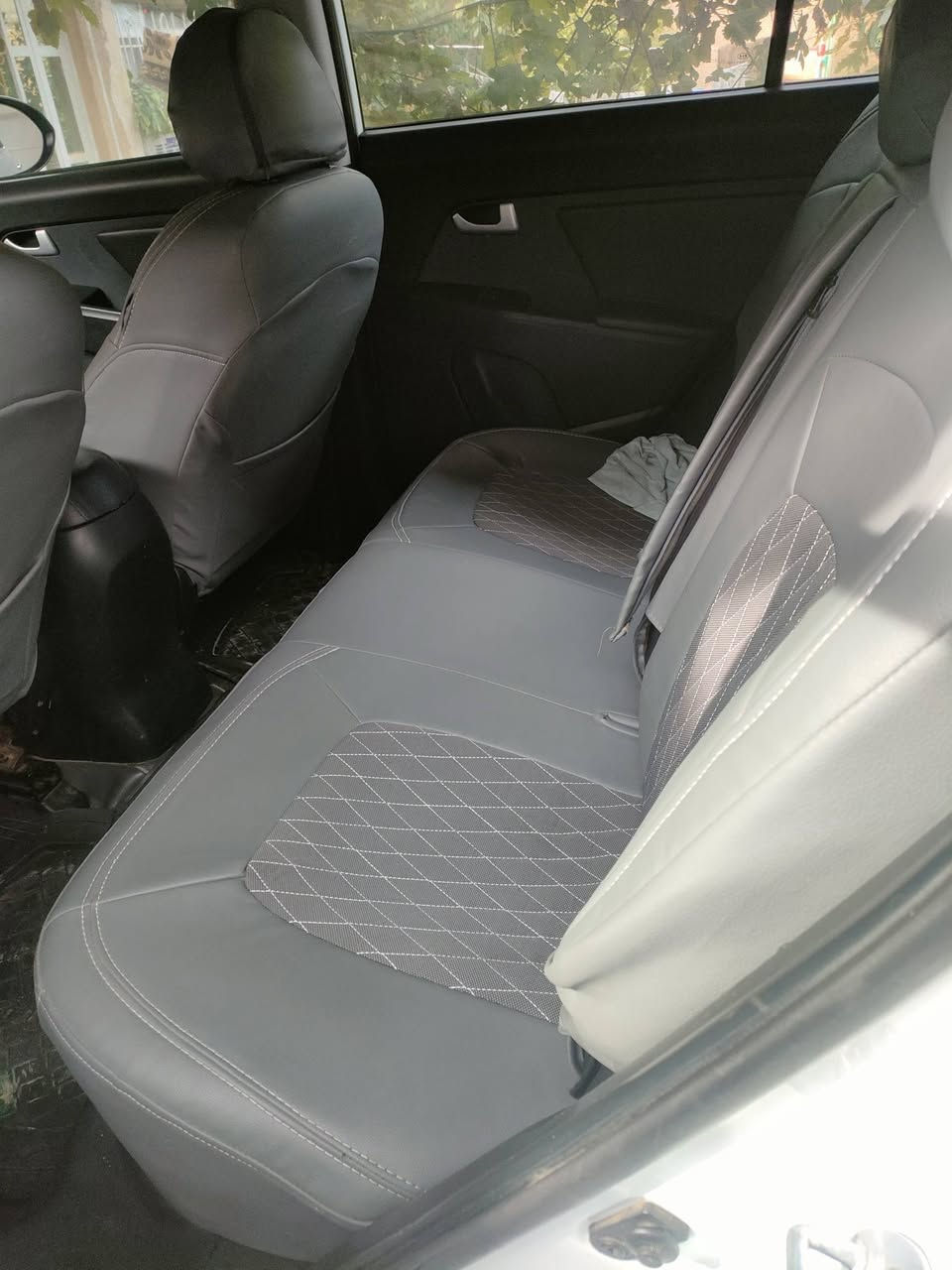 كيا سبورتج 14 خليجي شاشه كامره حساسات خلفيه كير اوتو سته نمر تحكمات ستيرن مري شفط اشاير بالمري تدفئه تبريد تخم تاير جديد باتري جديد صدر امامي خلفي جديد رقم سليمانيه الدولي الجديد السياره باسمي تريد تحويل هزه جديده سنويه لعام 2028 السياره بيها ضربه بالجنطه صبغ جنطه والباقي كفاله كير ومحرك وكهرباءيات كلها مكفول السعر 142 وبيها مجال مكان السياره بغداد رقم الهاتف ***********
