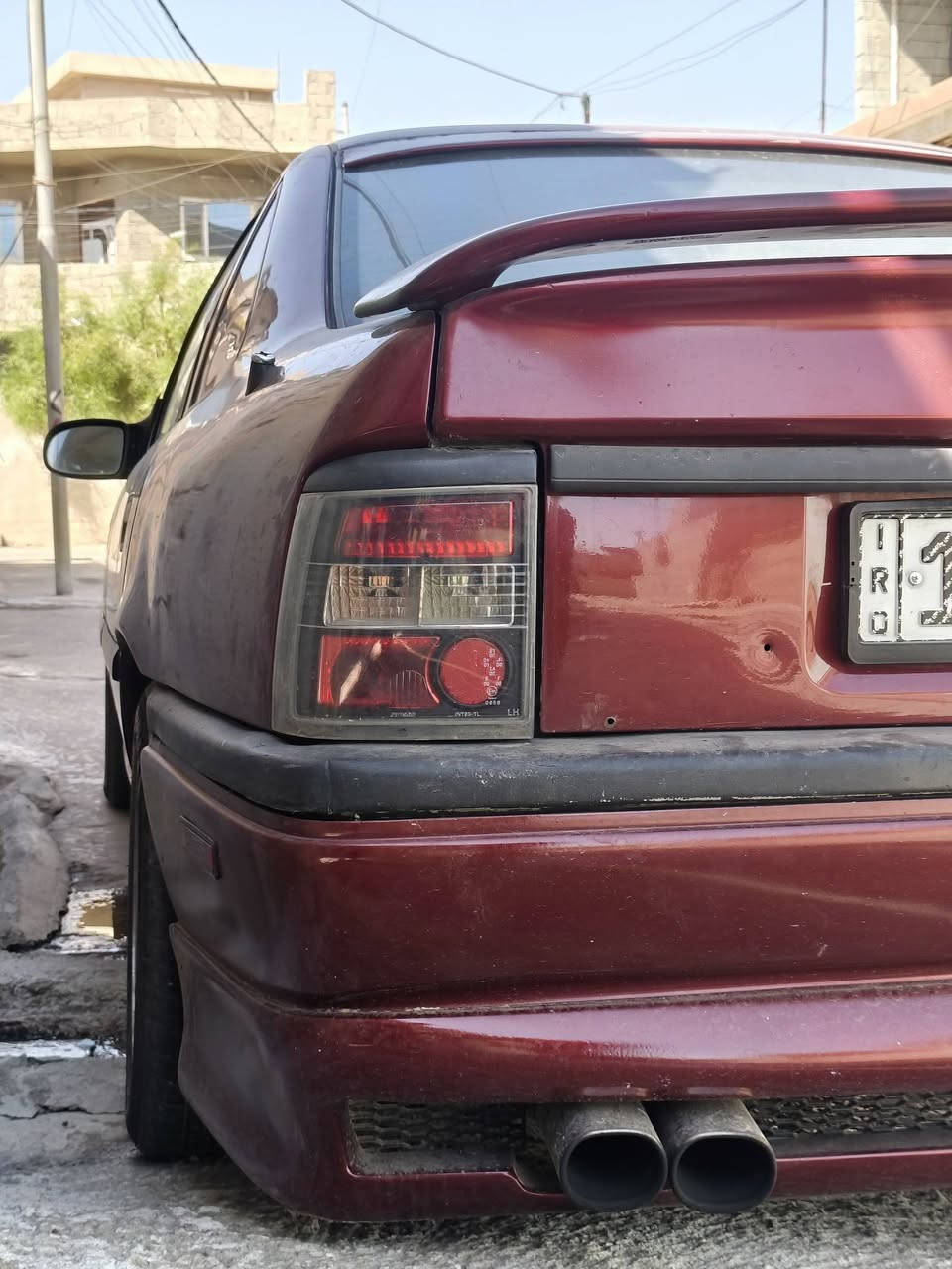 سلام عليكم مديل 1991
محدثه 1995حجم 18 السياره بسمي كاربون بانزين السياره مكفولة من أي ضرر رقمي ***********
***********
