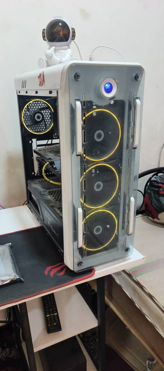 تجميعة بسعر 400 الف دينار
Ryzen 5 4650g
Gigabyte b450 ds3h
Rx 580 8 gb
2×8 gb ddr4 3200
M.2 256gb
Hdd 500gb
Gamdias 500watt rgb
الكيس من gamemax ٤ مراوح rgb
بس مابيه جامة ولاظهر مثل ماموضح بلصور والفديو

ملاحظة : البورد والمعالج و m.2 والرام ماخذه من انس
والبور سبلاي اخذته من العالمية


**إذا كنت صاحب هذا الإعلان وتريد حذفه لأي سبب، رجاءا أرسل رسالة إلى الدعم الفني**
