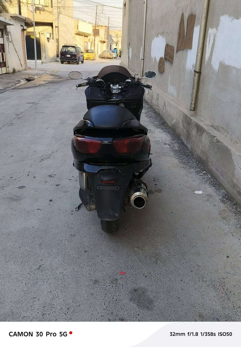 السلام عليكم دراجات فورزا للبيع دراجه رامب محرك ما مفووح جويتر ما مفتوح سعر خاص ***********
